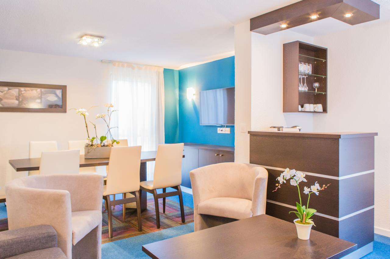 Hotel De La Seine La Frenaye Εξωτερικό φωτογραφία